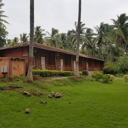 Ambrra River Resort Pollachi Exterior photo